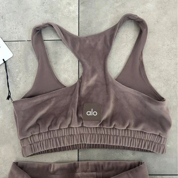 NEW Alo hot cocoa velour glimmer wide leg pant and scoop neck bra set XXS/XS - Picture 5 of 12